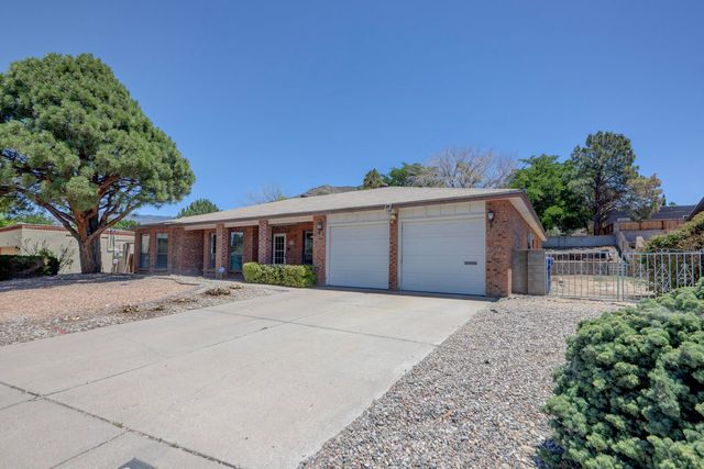 1916 Butterfly Maiden Trail NE, Albuquerque, NM 87112