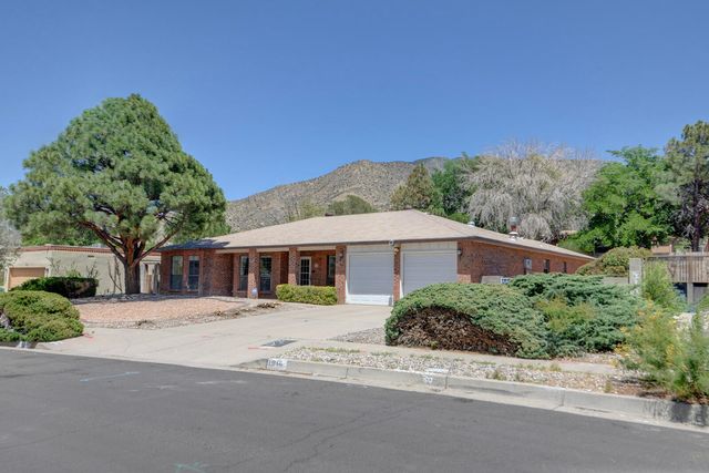 1916 Butterfly Maiden Trail NE, Albuquerque, NM 87112