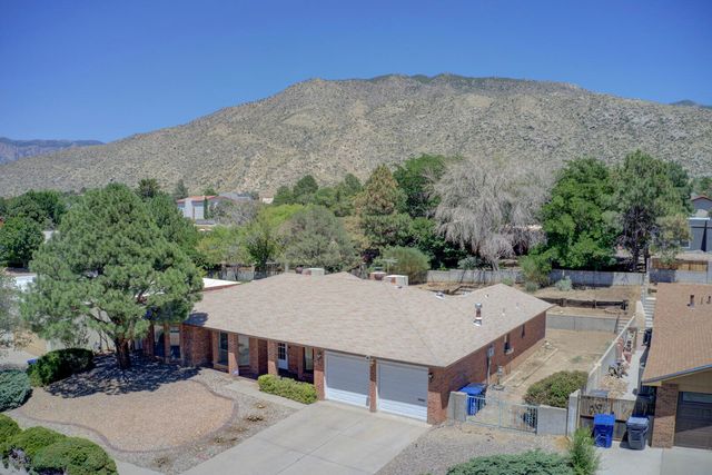 1916 Butterfly Maiden Trail NE, Albuquerque, NM 87112