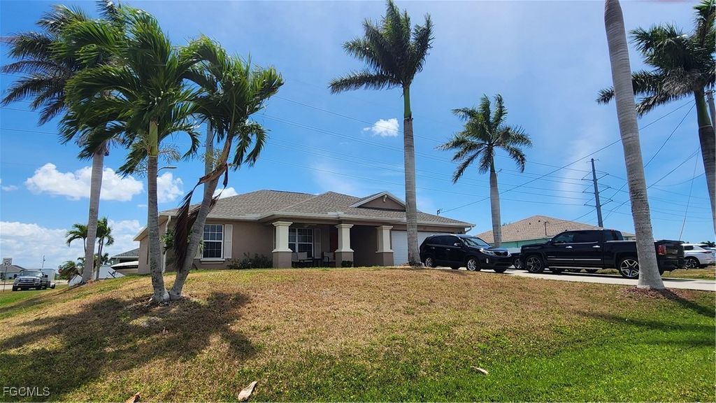 2528 NW 20th PL, Cape Coral, FL 33993