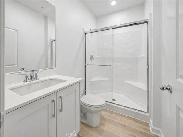 9425 N Sepulveda Boulevard 4, North Hills, CA 91343