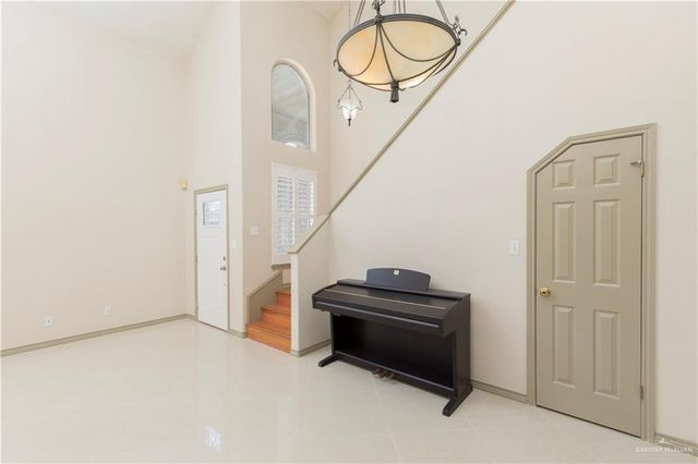 2401 N I Street, Mcallen, TX 78501