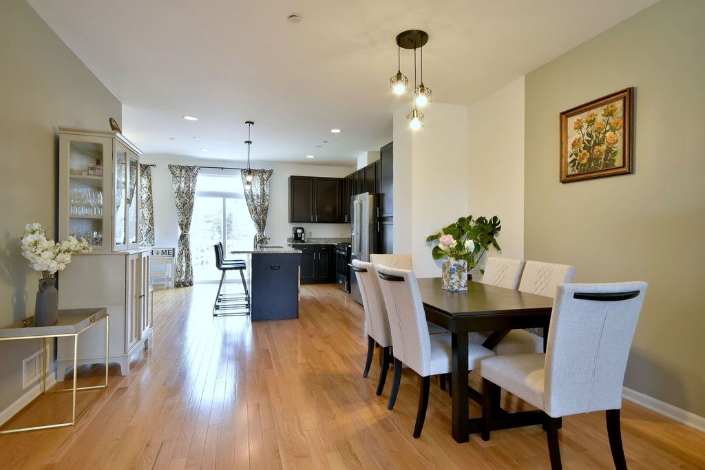 803 Lee Street, Des Plaines, IL 60016 — photo 3