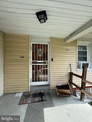 164 FAIRVIEW AVE, Lansdowne, PA 19050