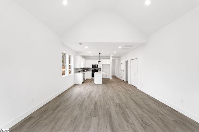 115 Hillcrest Circle, Anderson, SC 29624