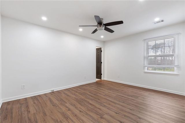 808 Valbrook Court SW, Lilburn, GA 30047