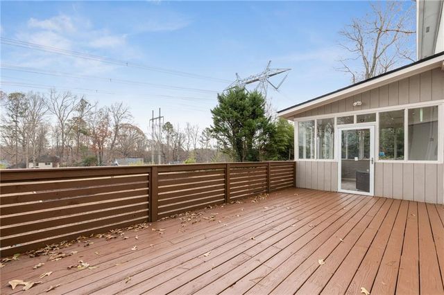808 Valbrook Court SW, Lilburn, GA 30047
