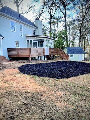 808 Valbrook Court SW, Lilburn, GA 30047