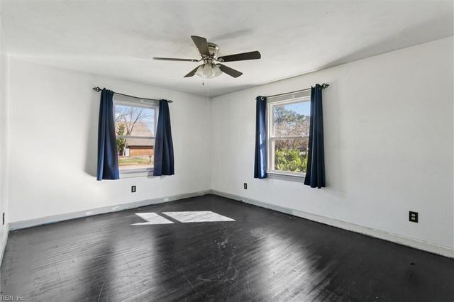 107 Sandy Bay DR, Poquoson, VA 23662