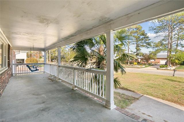 107 Sandy Bay DR, Poquoson, VA 23662