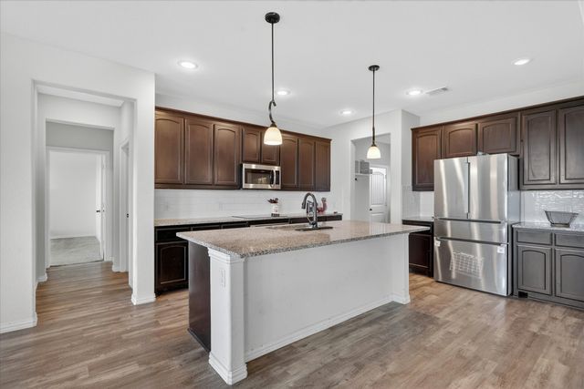 7005 Trenton Way, Godley, TX 76044