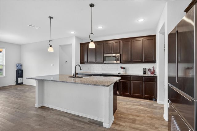 7005 Trenton Way, Godley, TX 76044
