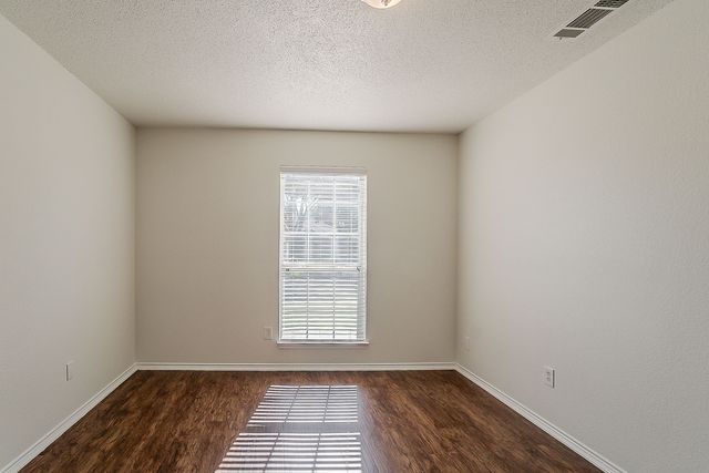 1304 Doris Drive, Mesquite, TX 75149