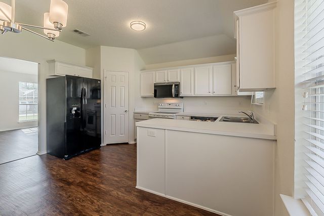 1304 Doris Drive, Mesquite, TX 75149