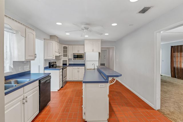 1300 SO EVE STREET, Mena, AR 71953