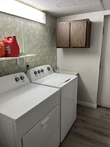 335 E Sorenson Avenue, Appleton, MN 56208