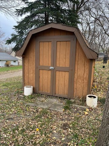 335 E Sorenson Avenue, Appleton, MN 56208