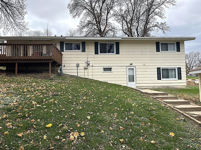 335 E Sorenson Avenue, Appleton, MN 56208
