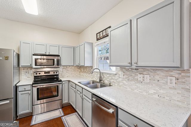 2377 Heritage Park Circle NW 16, Kennesaw, GA 30144