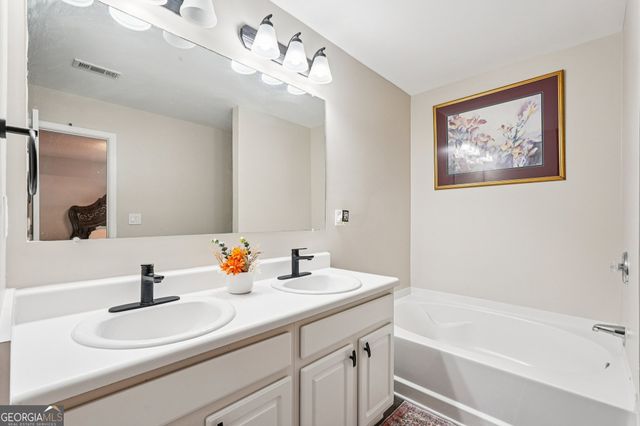 2377 Heritage Park Circle NW 16, Kennesaw, GA 30144