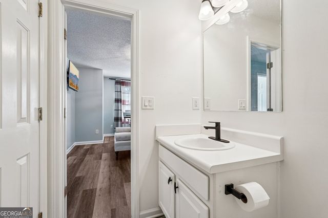 2377 Heritage Park Circle NW 16, Kennesaw, GA 30144