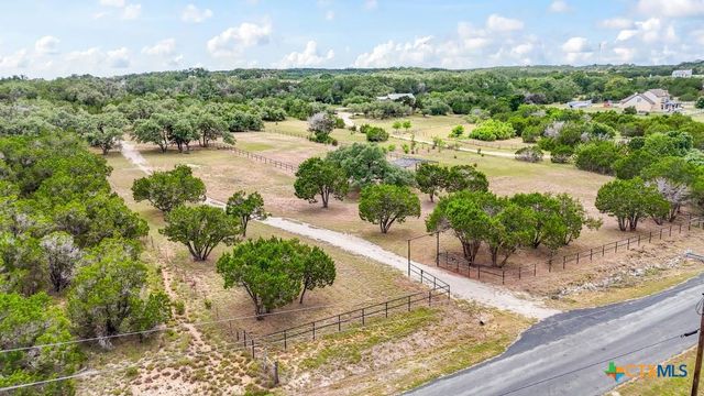 796 N Stallion Estates Drive 5, Spring Branch, TX 78070