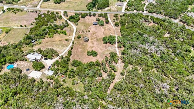 796 N Stallion Estates Drive 5, Spring Branch, TX 78070