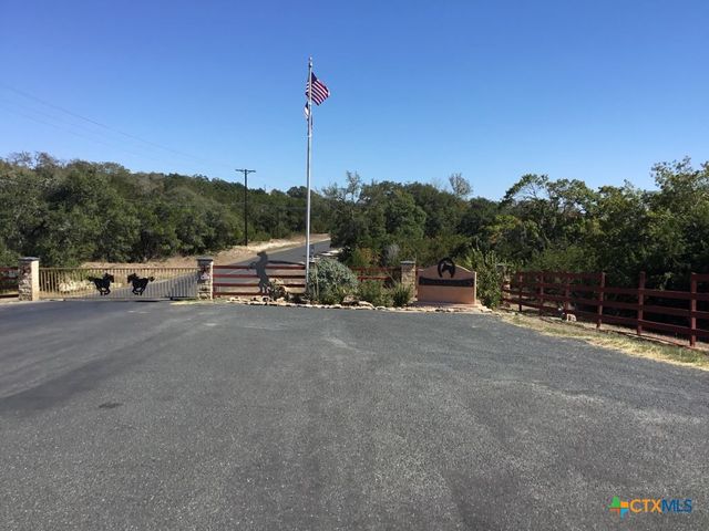 796 N Stallion Estates Drive 5, Spring Branch, TX 78070
