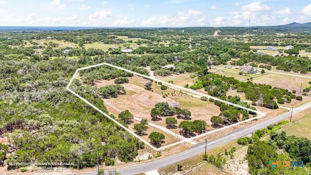 796 N Stallion Estates Drive 5, Spring Branch, TX 78070