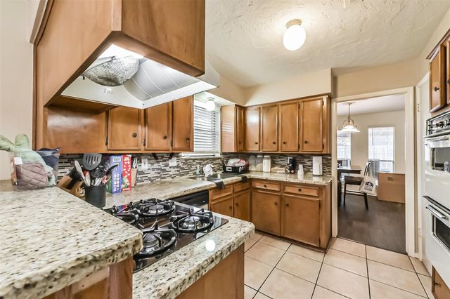 3218 Cherry Creek Drive, Missouri City, TX 77459