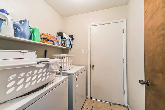 3218 Cherry Creek Drive, Missouri City, TX 77459