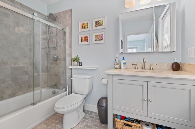 236 E 2, Boston, MA 02127