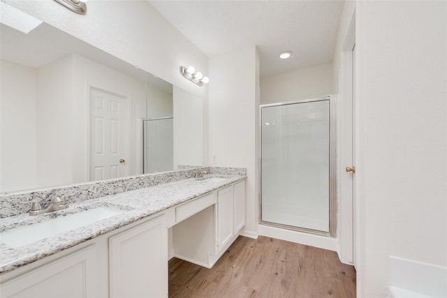 148 High Pointe Lane, Cedar Hill, TX 75104