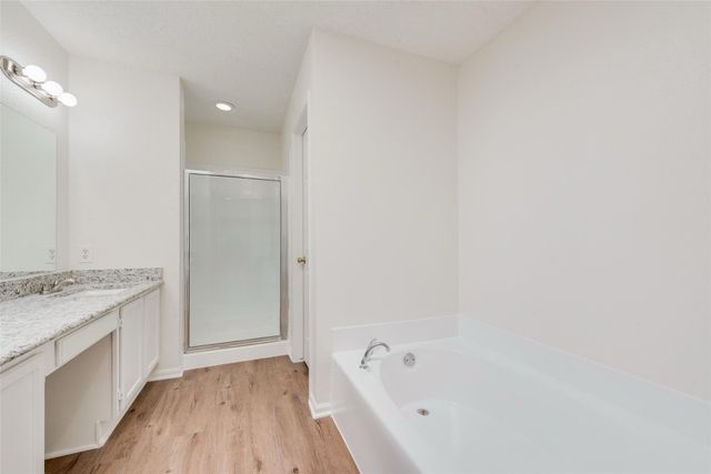 148 High Pointe Lane, Cedar Hill, TX 75104