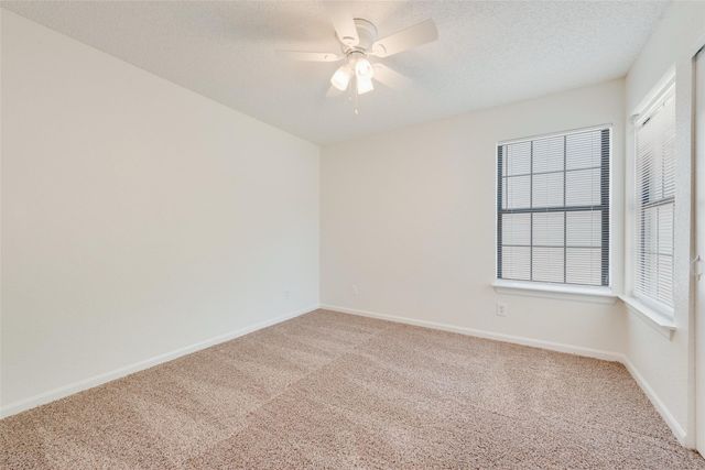 148 High Pointe Lane, Cedar Hill, TX 75104