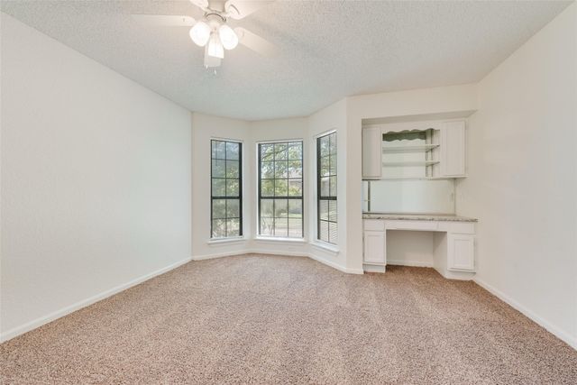 148 High Pointe Lane, Cedar Hill, TX 75104