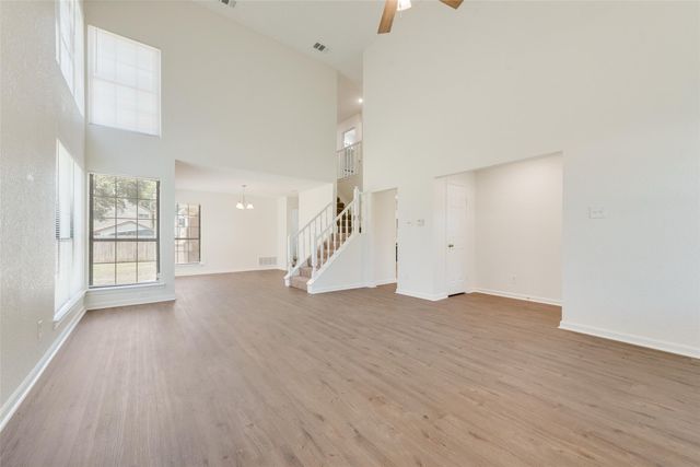 148 High Pointe Lane, Cedar Hill, TX 75104