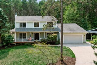 4530 Summit Forest Drive 14, Rockford, MI 49341