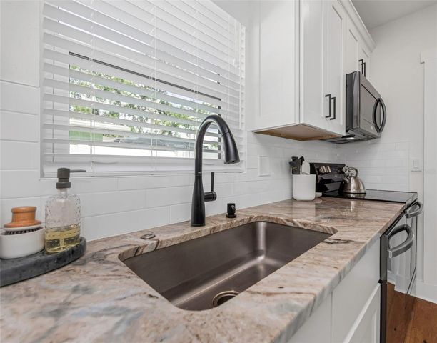 1109 MARINE STREET, Clearwater, FL 33755