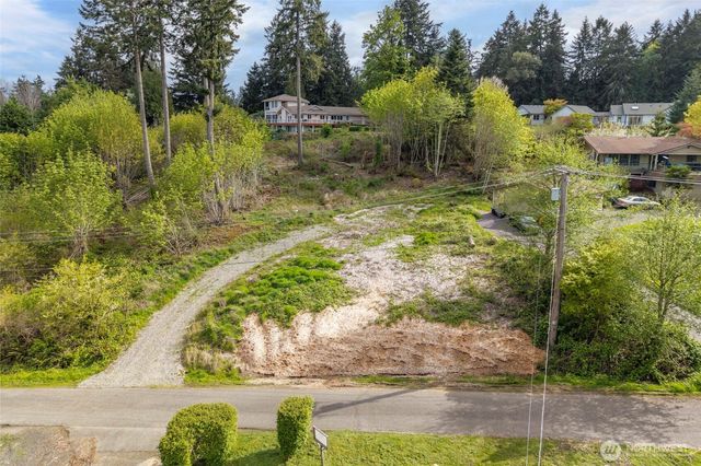 9737 Glacis Drive NE, Olympia, WA 98516