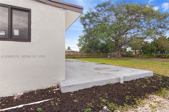 1910 NW 134th St, Miami, FL 33167
