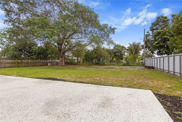 1910 NW 134th St, Miami, FL 33167