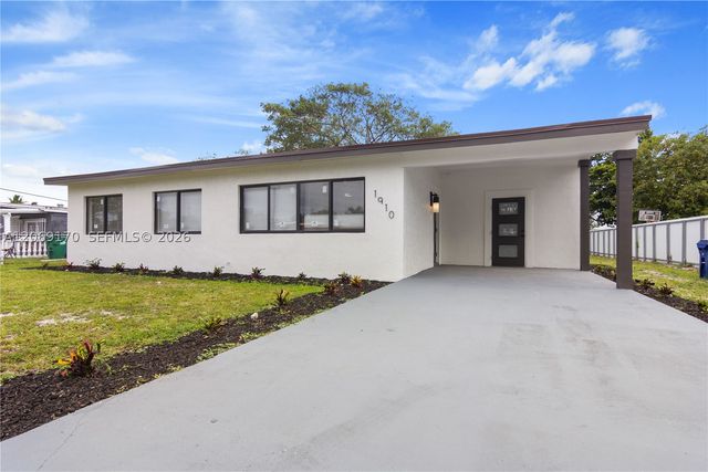 1910 NW 134th St, Miami, FL 33167
