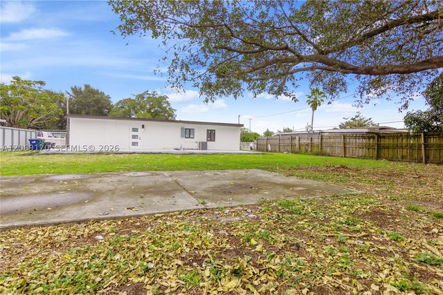1910 NW 134th St, Miami, FL 33167