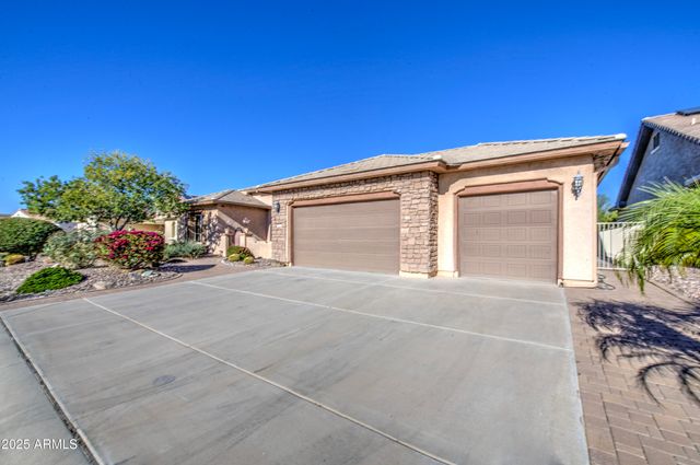 6860 W TRENTON Way, Florence, AZ 85132