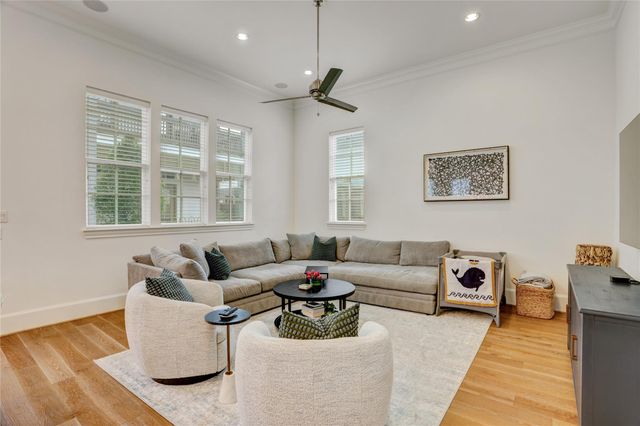 630 Delmar Street, Houston, TX 77023