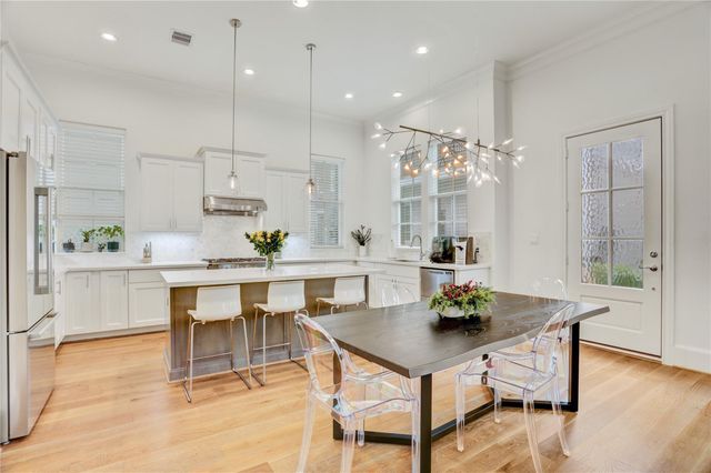 630 Delmar Street, Houston, TX 77023