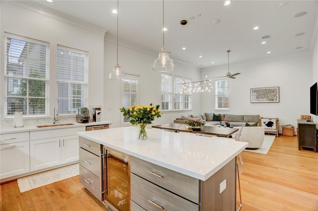 630 Delmar Street, Houston, TX 77023