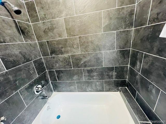 12842 Sussex Street, Detroit, MI 48227