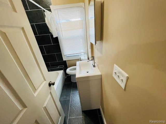 12842 Sussex Street, Detroit, MI 48227